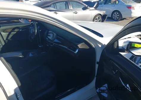 2018 Cadillac Ct6 Luxury z USA, uszkodzony, nr VIN 1G6KD5RSXJU158079